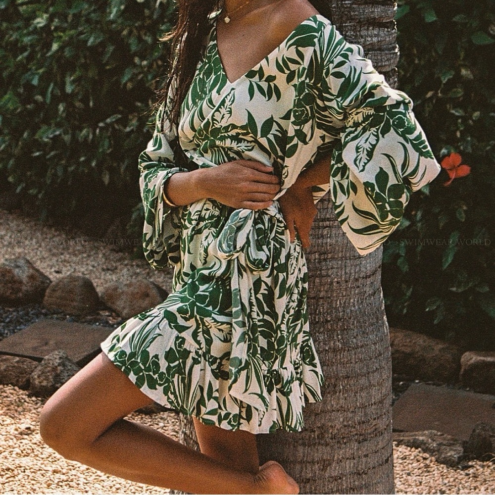 L*Space Geneva Dress Destination Paradise Tropical Wrap Mini NWT Large